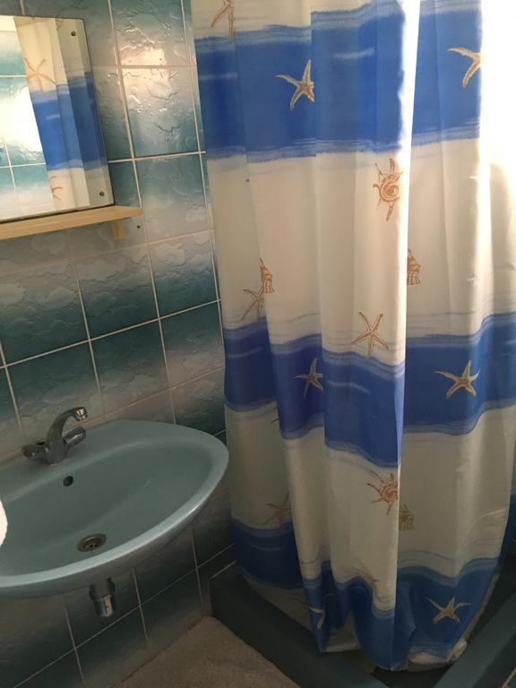 Apartments And Rooms Mirjana 比比涅 外观 照片